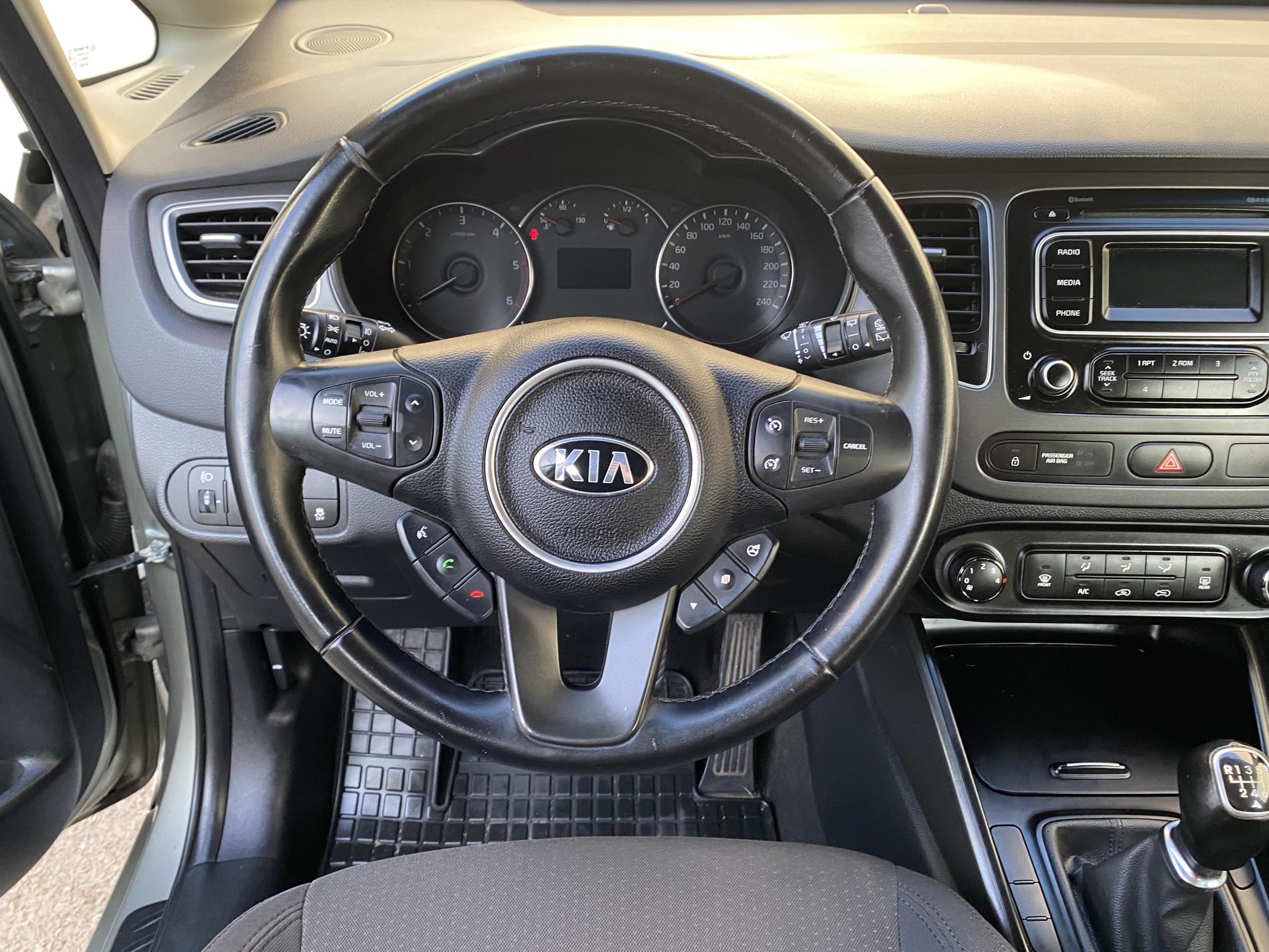 Kia Carens, 2016 - pohled č. 9