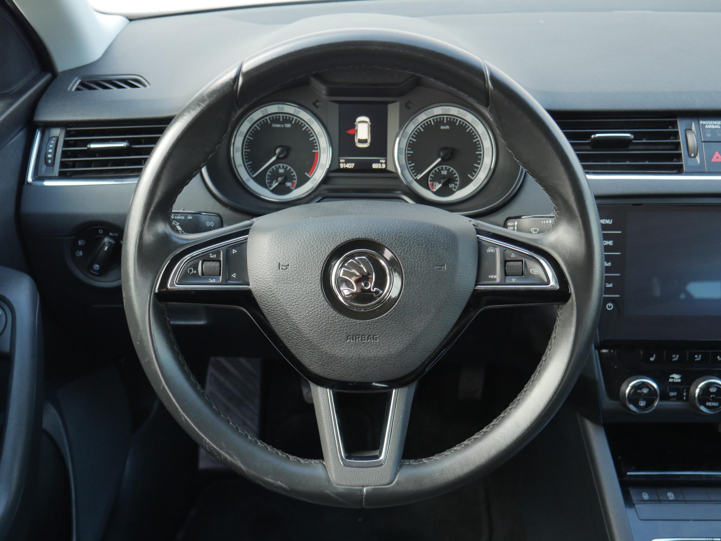 Škoda Octavia III, 2019 - pohled č. 11