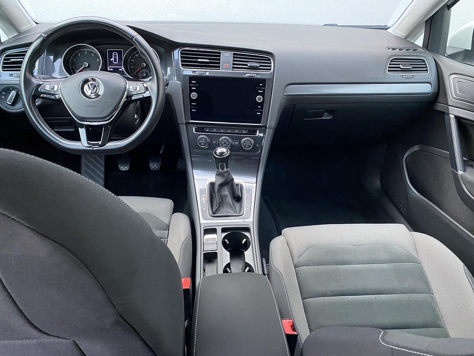 Volkswagen Golf 1.0TSi Comfortline