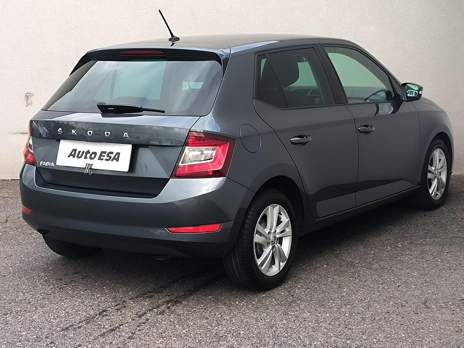 Škoda Fabia III 1.0 TSi Ambition