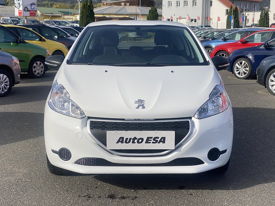 Peugeot 208 1.0i 