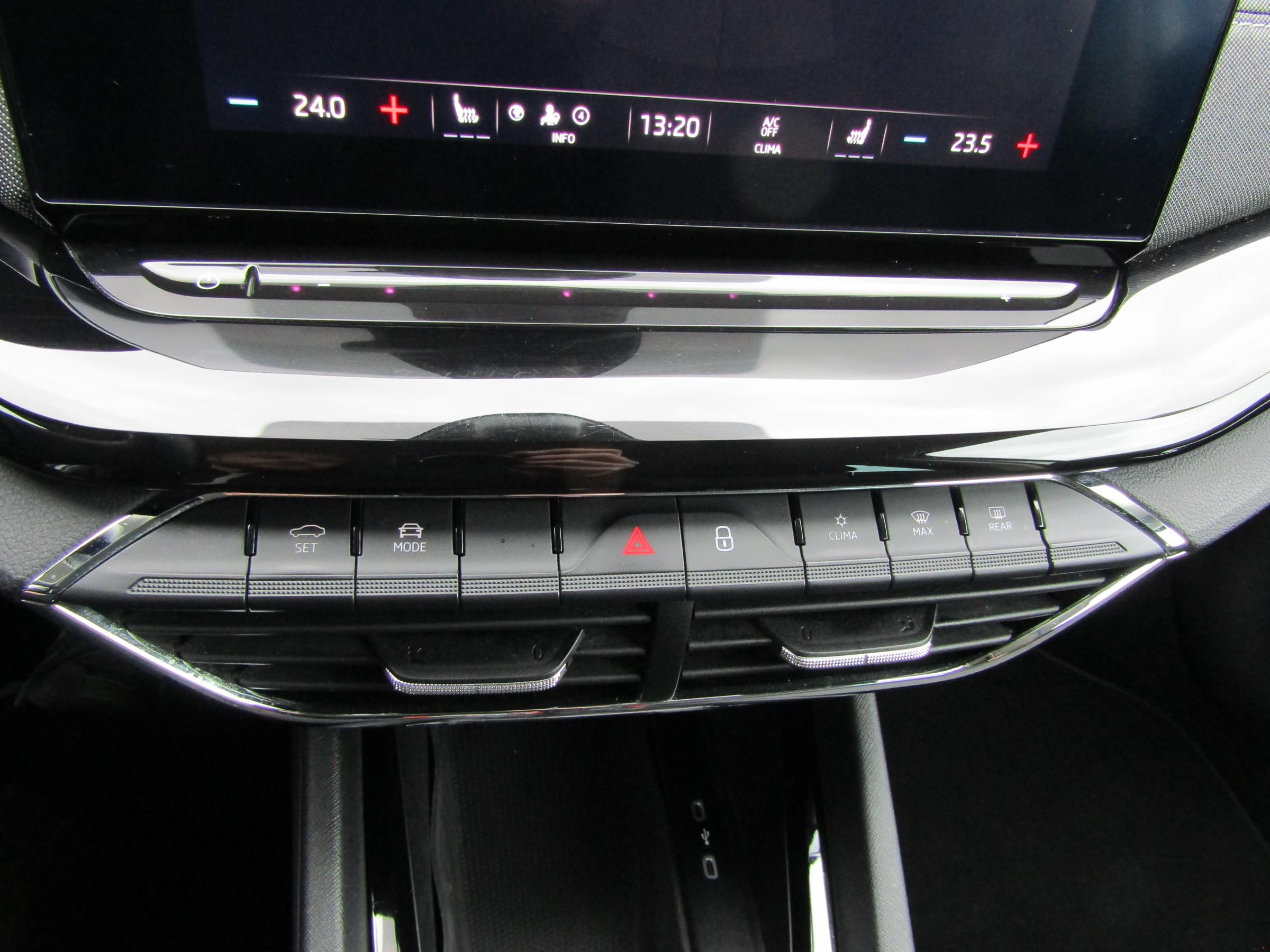 Škoda Octavia IV, 2021 - pohled č. 17