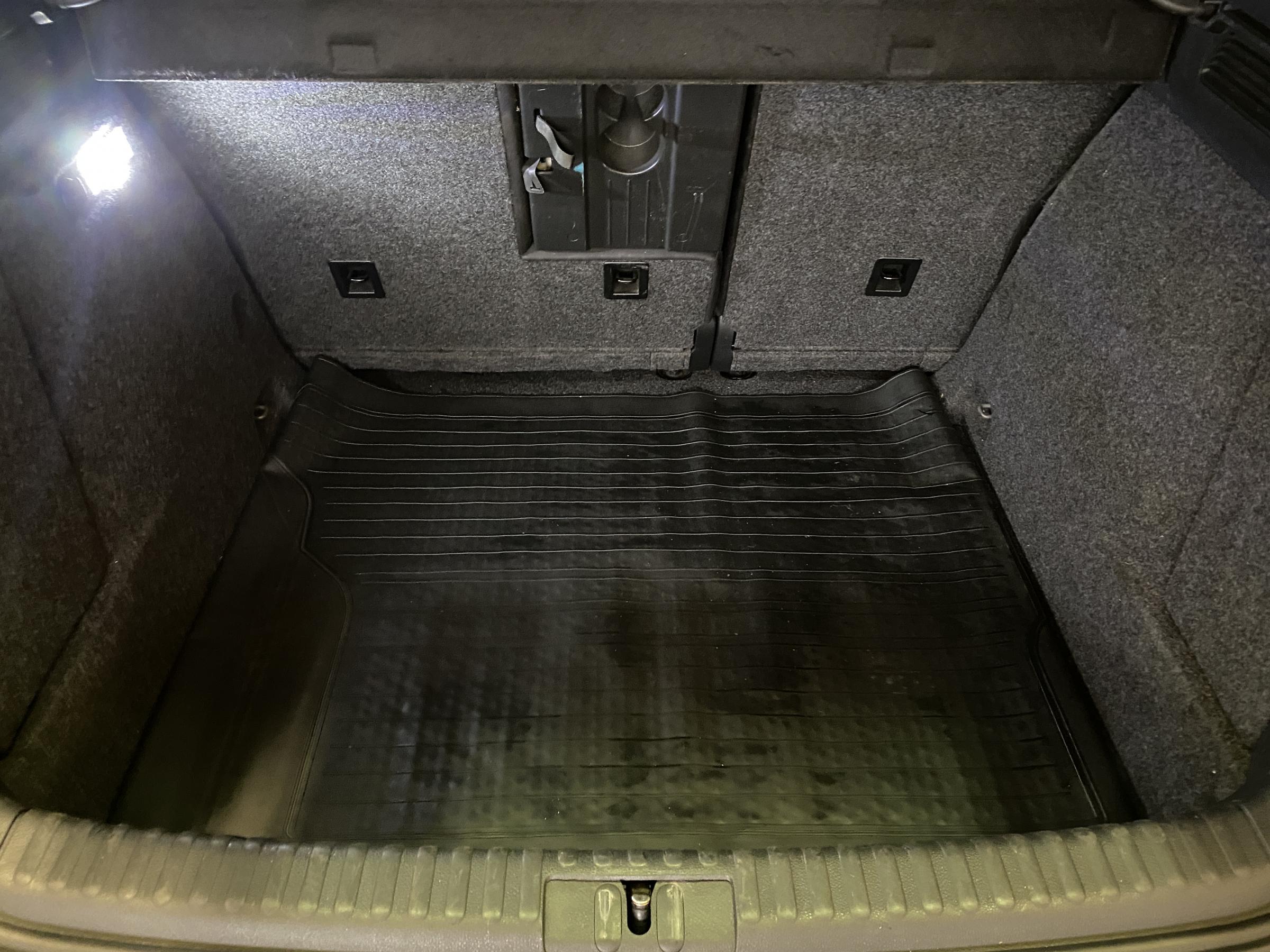 Volkswagen Tiguan, 2012 - pohled č. 7