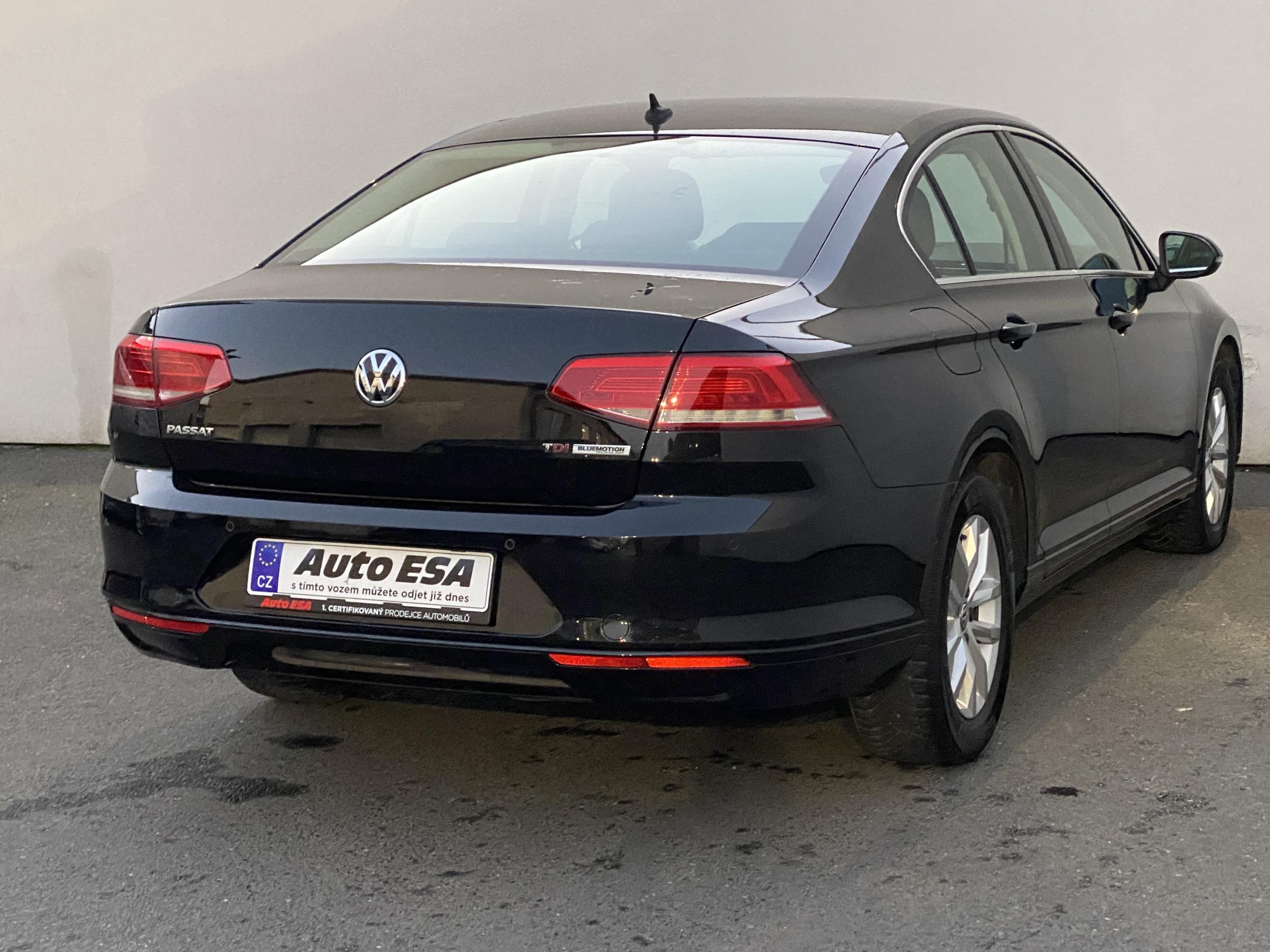 Volkswagen Passat, 2016 - pohled č. 4