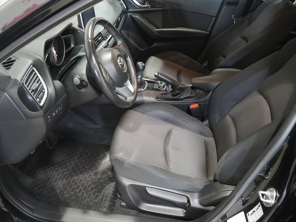 Mazda 3 2.0 i 