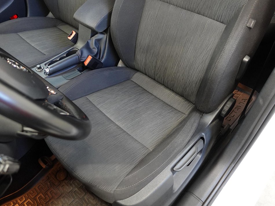 Škoda Octavia III 2.0 TSi Style