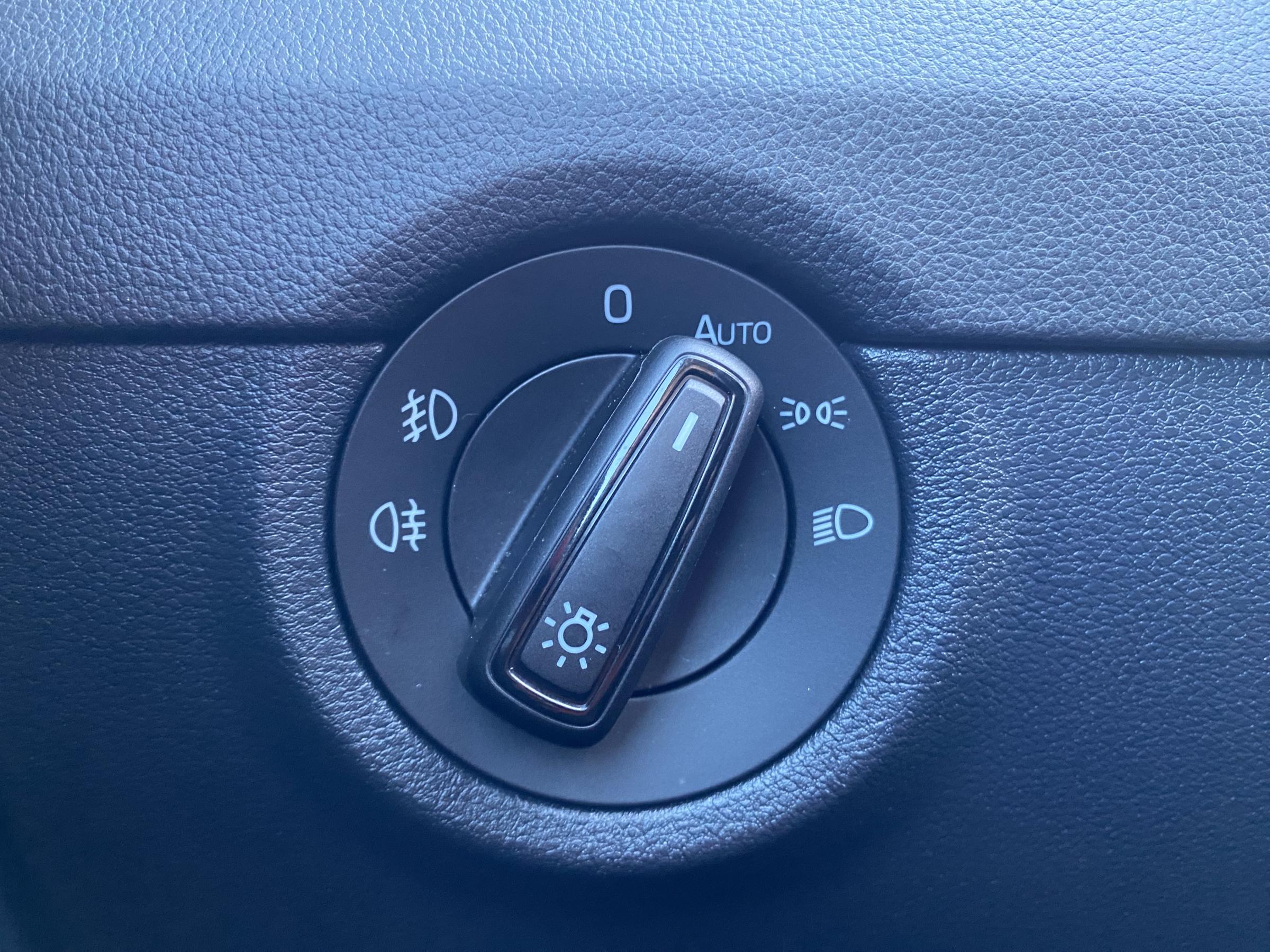 Škoda Octavia III, 2020 - pohled č. 12