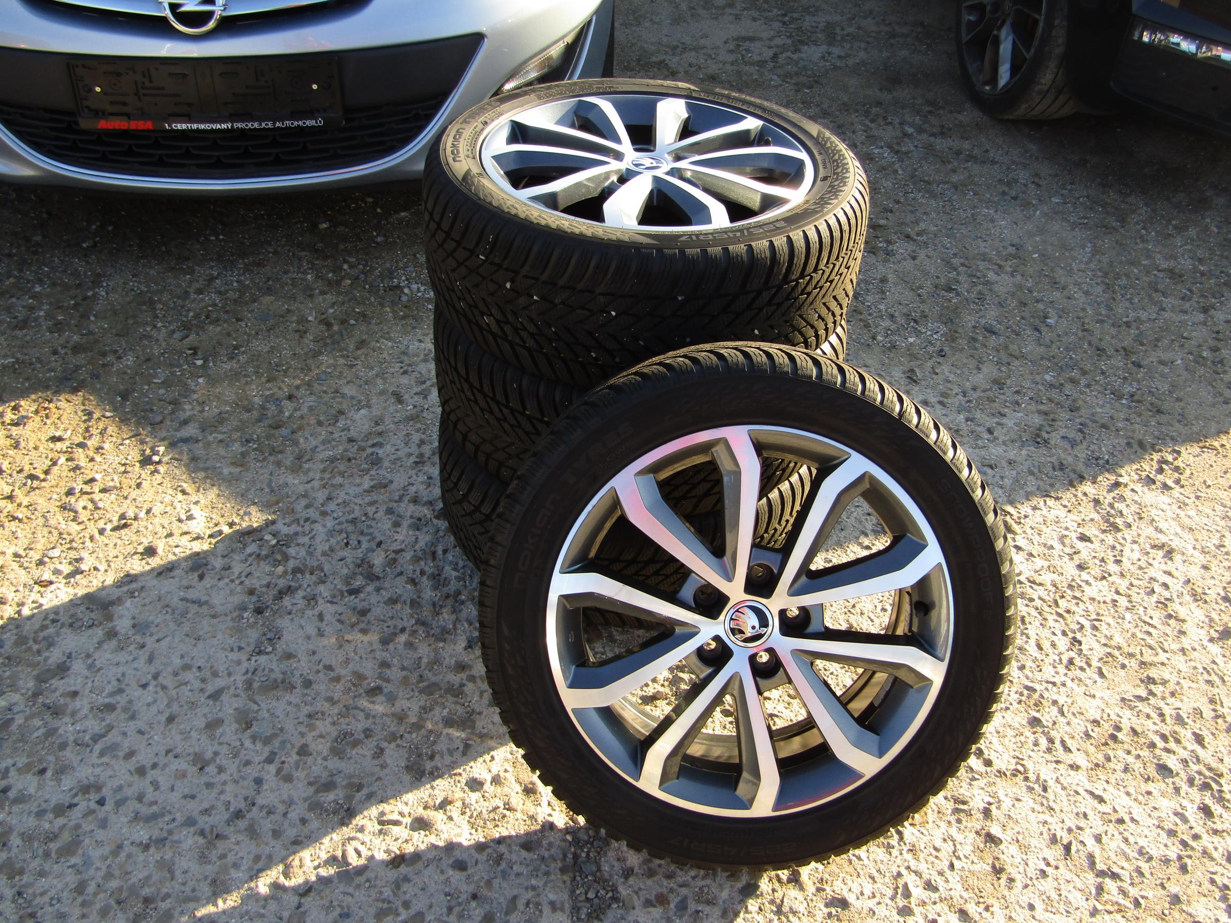 Škoda Octavia III, 2020 - pohled č. 23