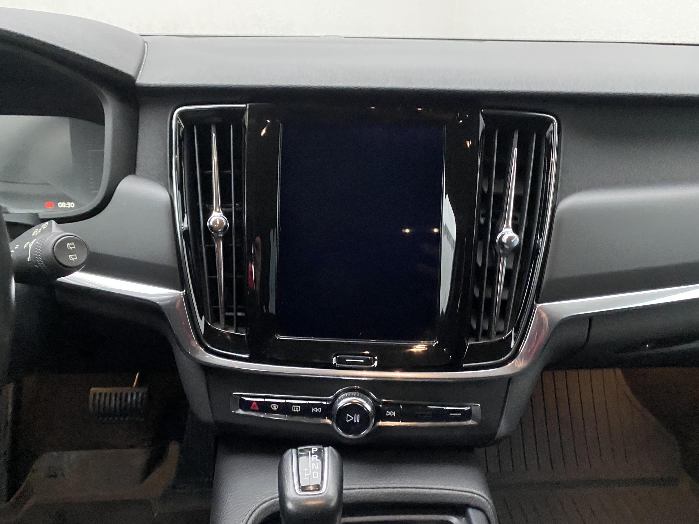 Volvo V90, 2018 - pohled č. 12