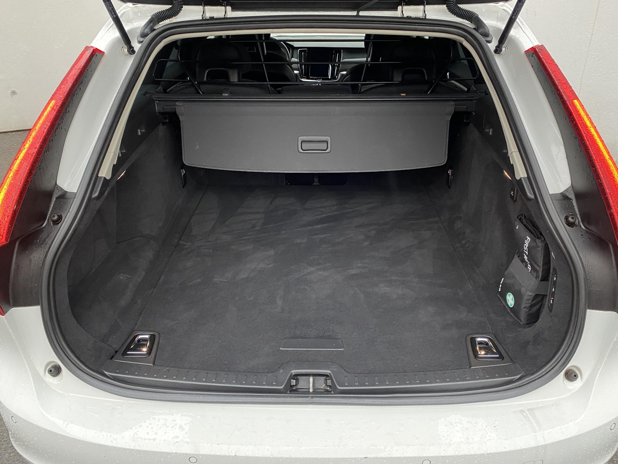 Volvo V90, 2018 - pohled č. 7