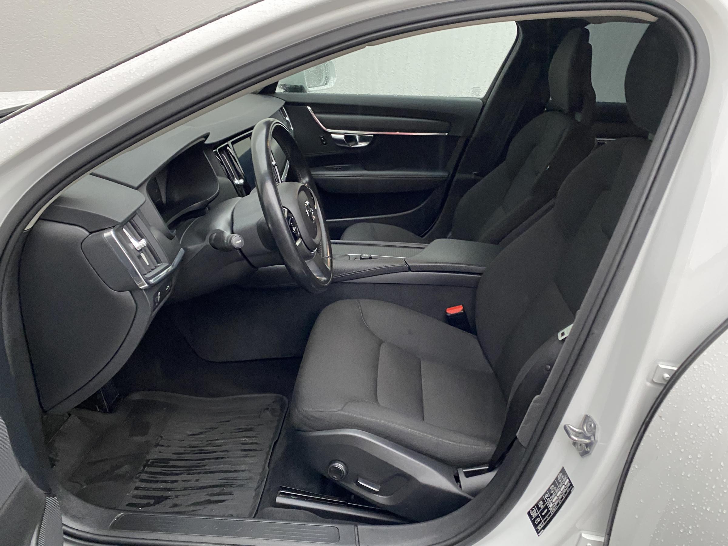 Volvo V90, 2018 - pohled č. 9