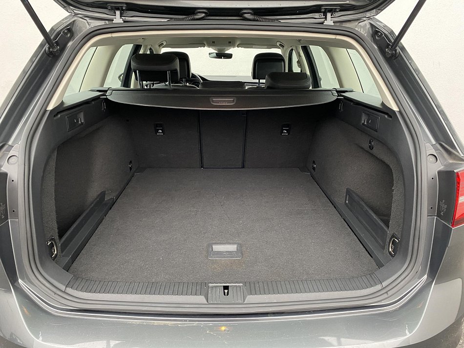 Volkswagen Passat 2.0 TDi Highline 4x4