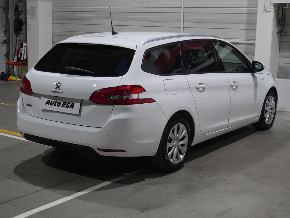 Peugeot 308 1.2 PT Style