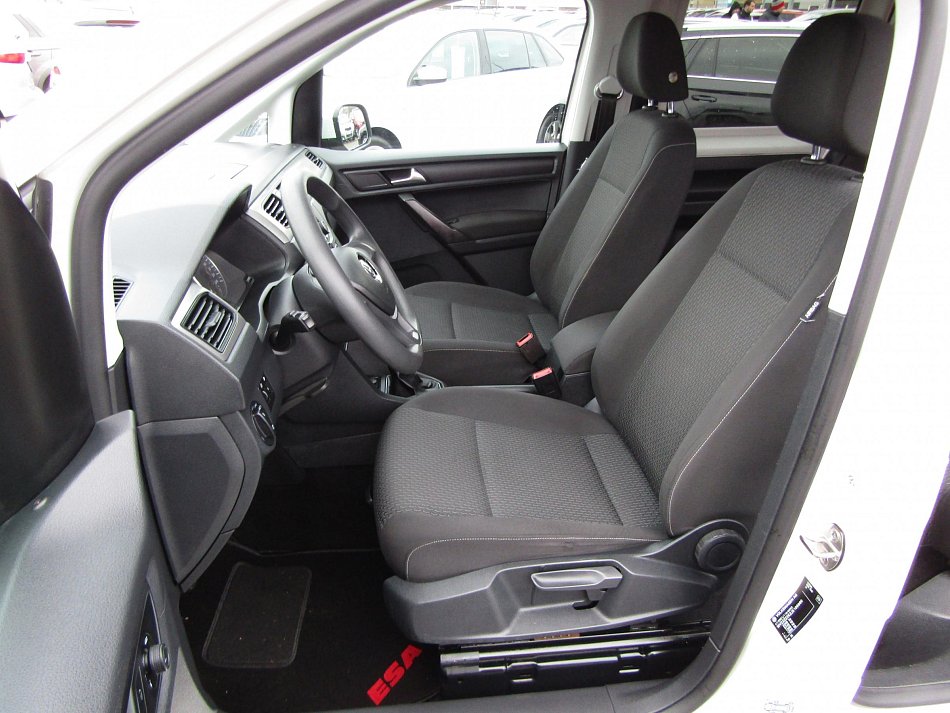 Volkswagen Caddy 2.0TDi Trendline MAXi 7míst