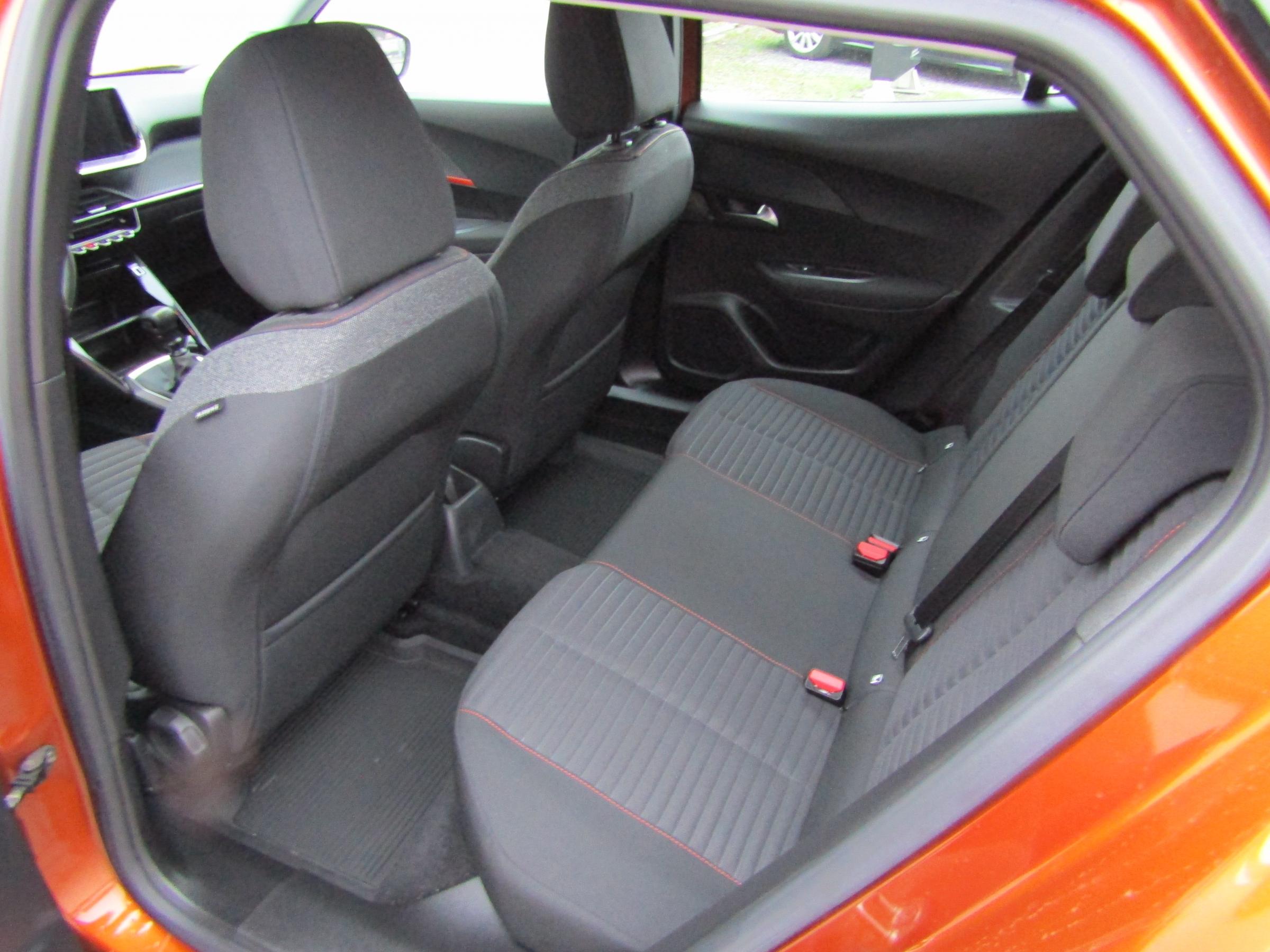 Peugeot 2008, 2020 - pohled č. 10