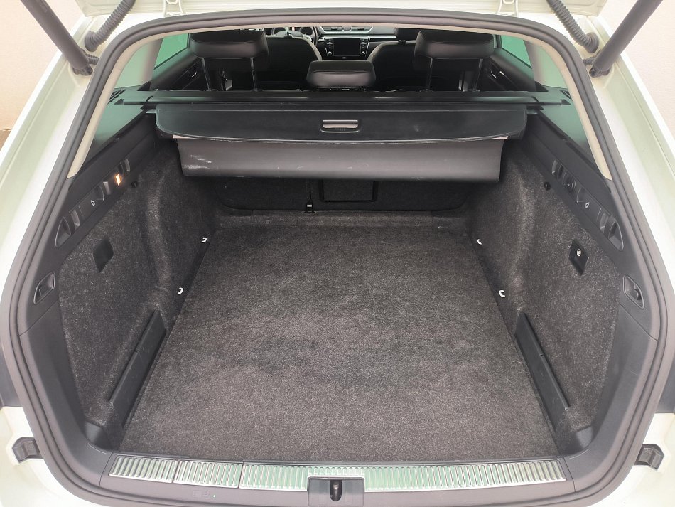 Škoda Superb III 2.0 TSi L&K 4x4