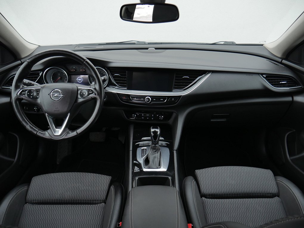Opel Insignia 2.0CDTi 