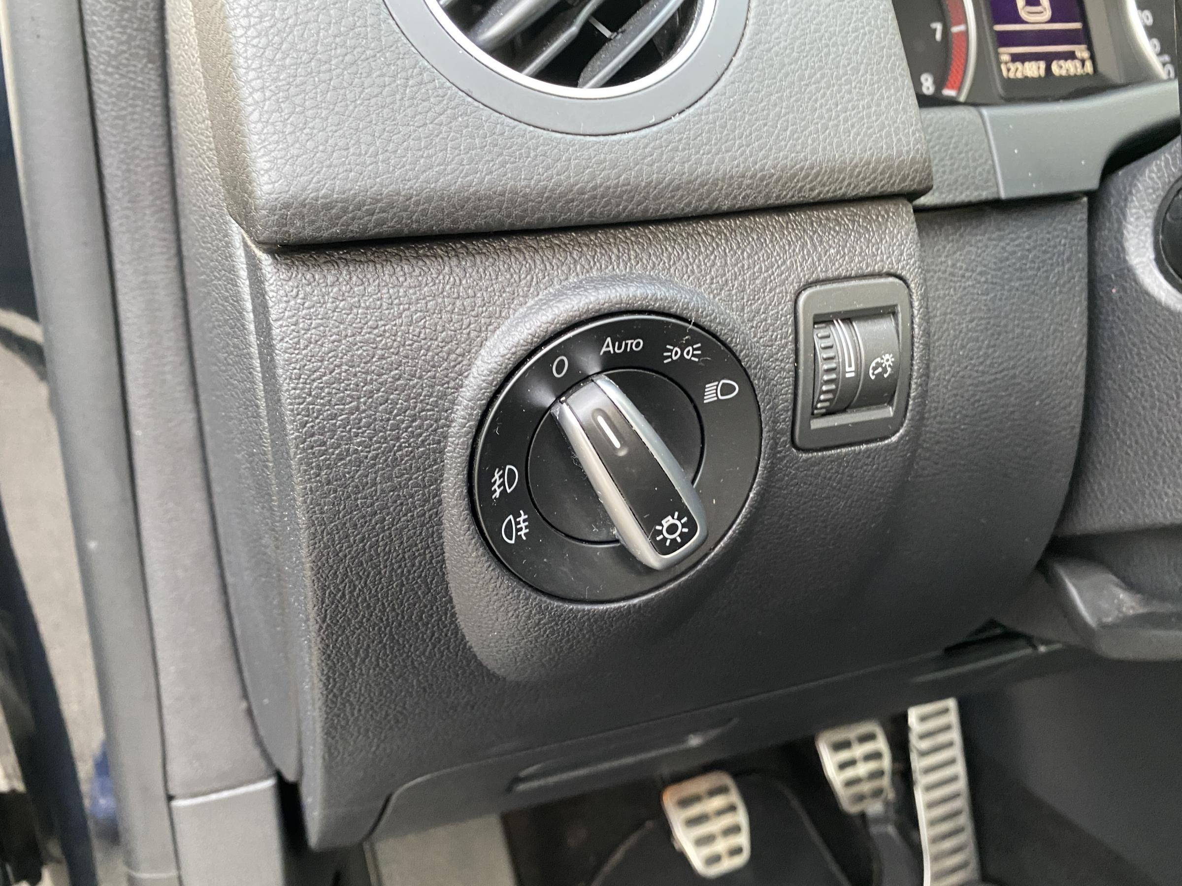 Volkswagen Golf Plus, 2012 - pohled č. 15