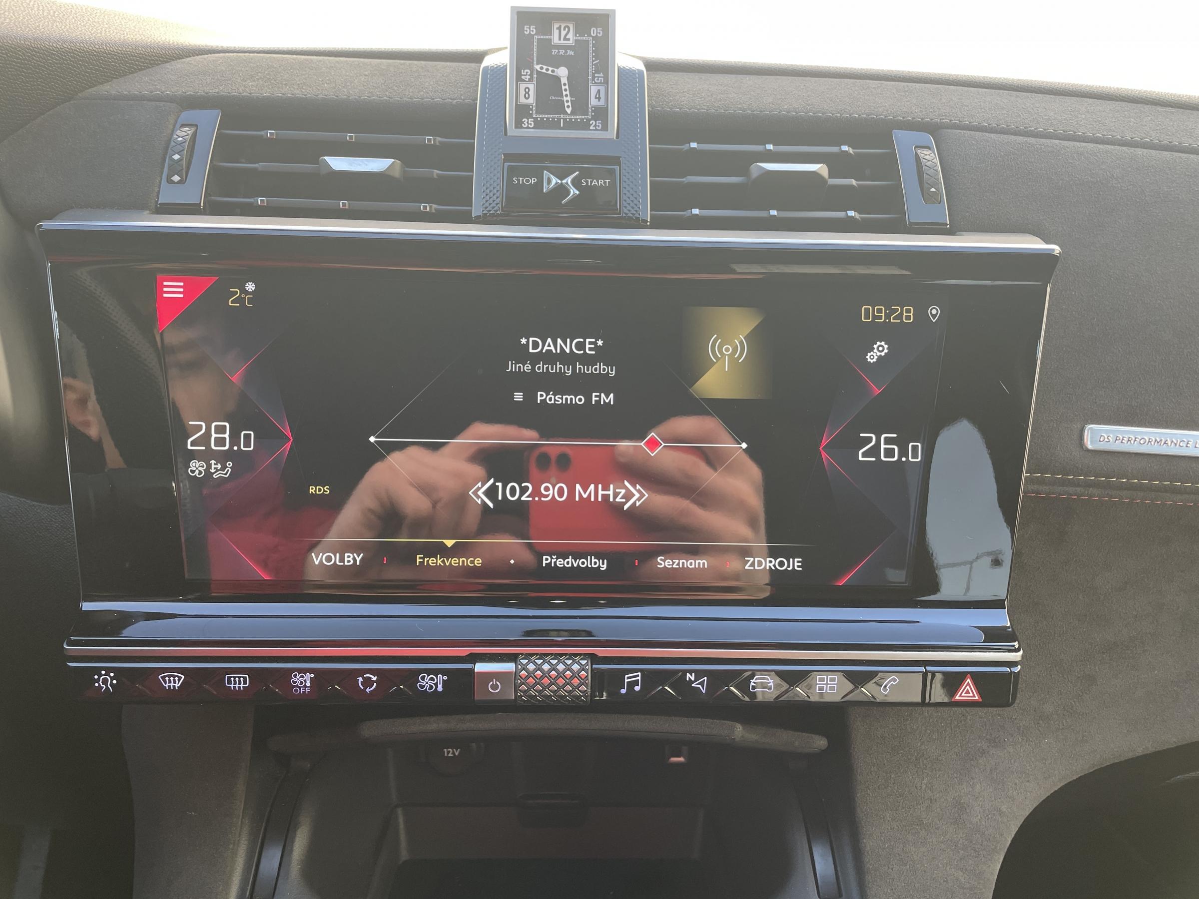 DS DS7 Crossback, 2019 - pohled č. 12