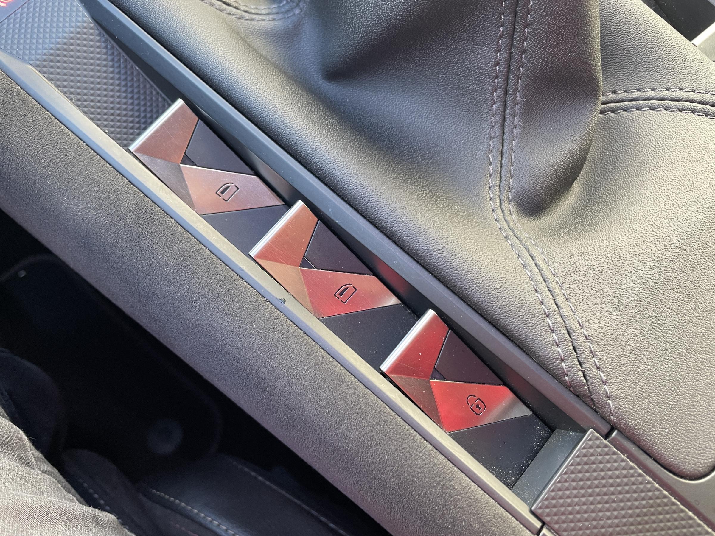 DS DS7 Crossback, 2019 - pohled č. 16