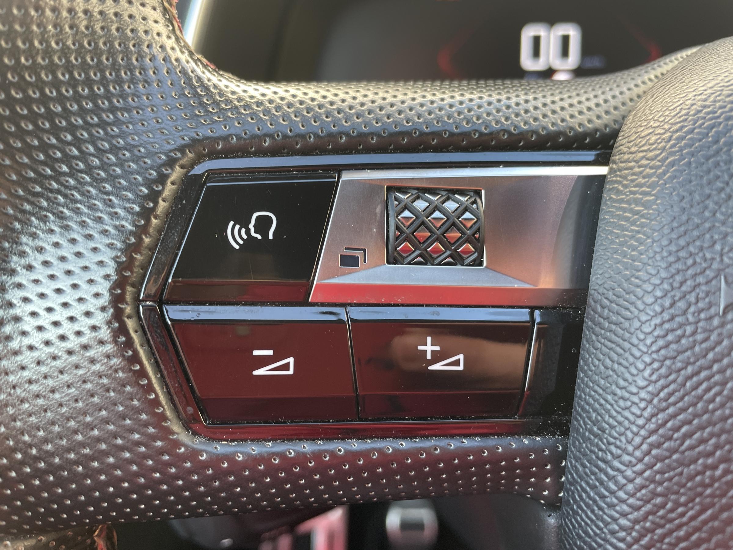 DS DS7 Crossback, 2019 - pohled č. 19