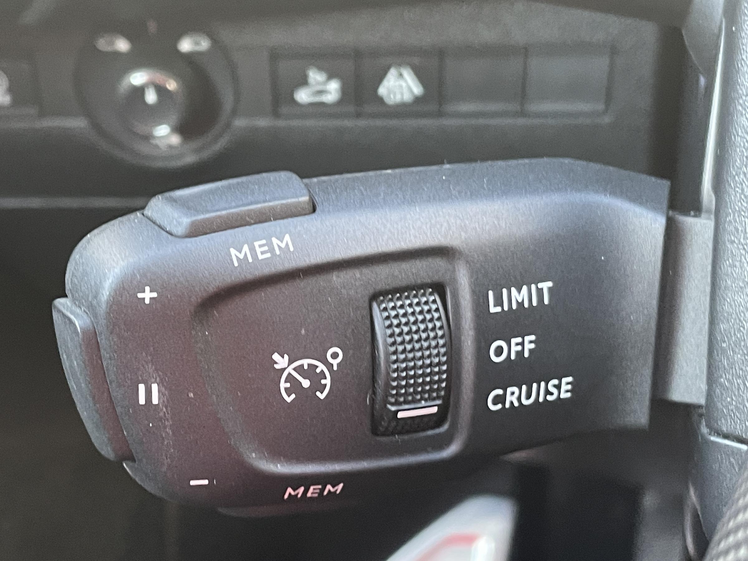 DS DS7 Crossback, 2019 - pohled č. 21