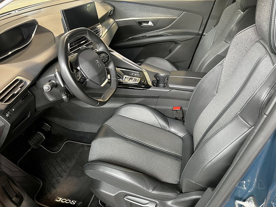 Peugeot 3008 1.2 PT Allure