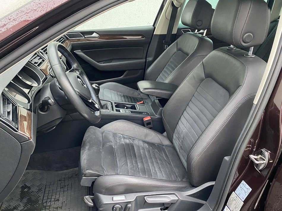 Volkswagen Passat 2.0 TDi Highline