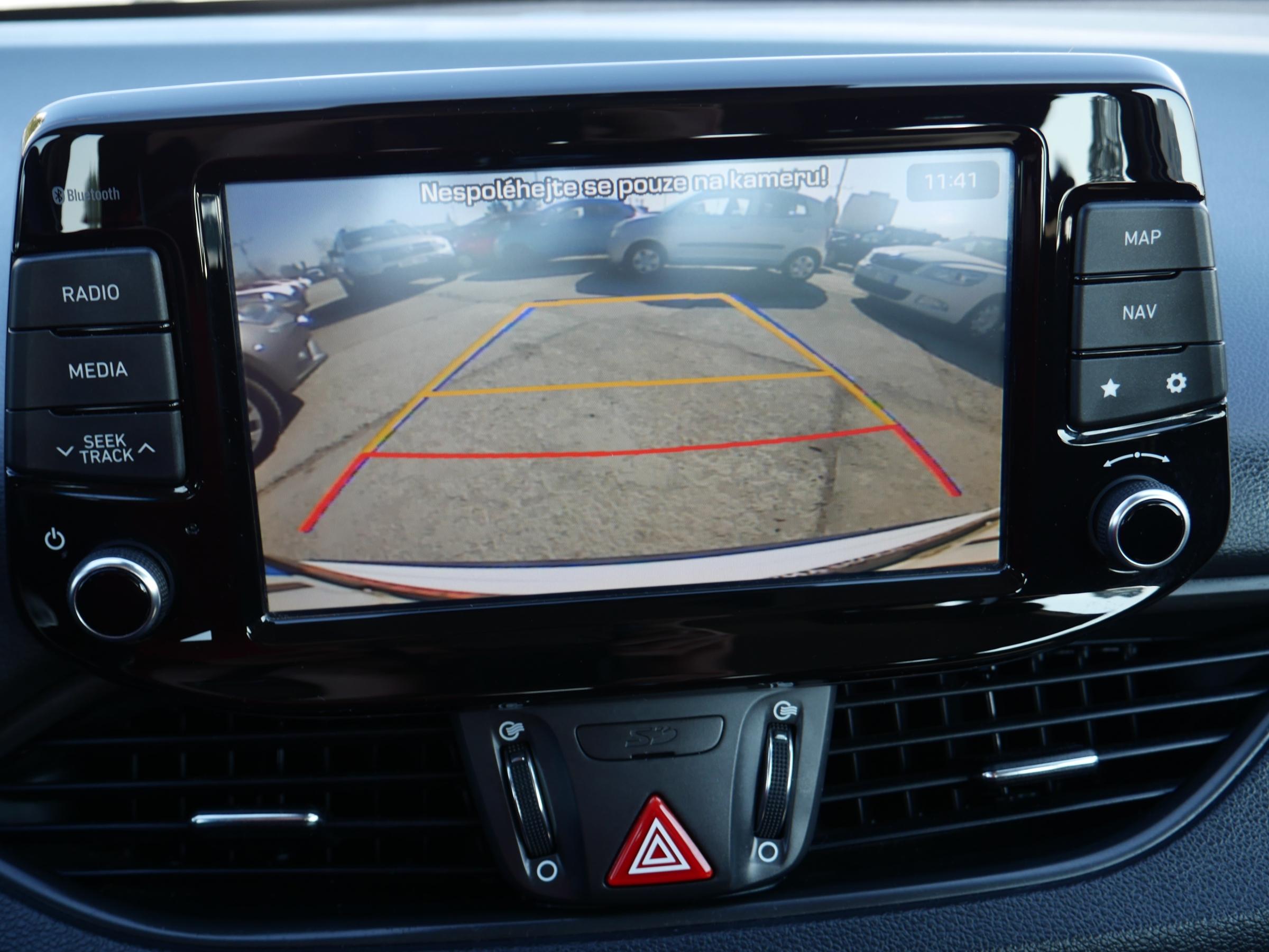 Hyundai i30, 2019 - pohled č. 13