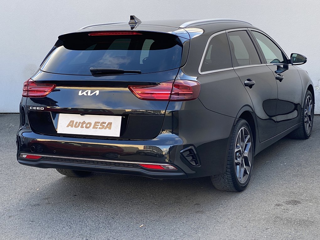 Kia Ceed 1.5T-GDi TOP