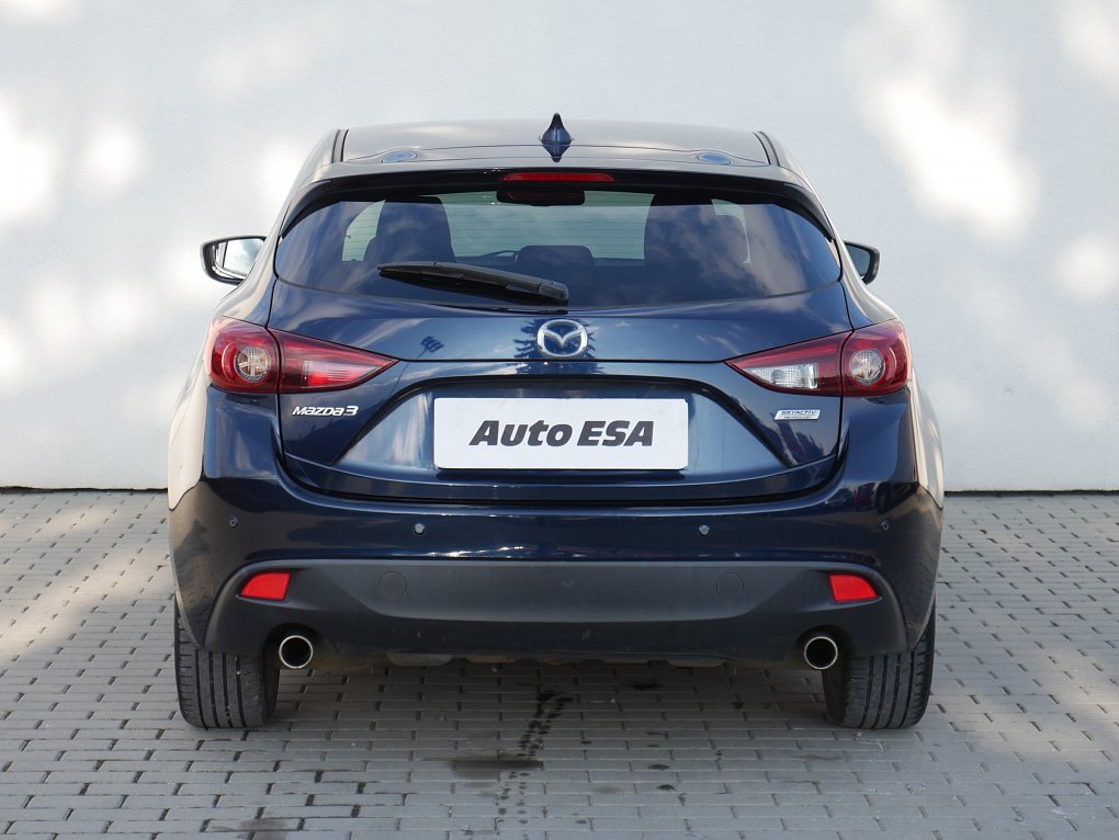 Mazda 3 2.0 i 