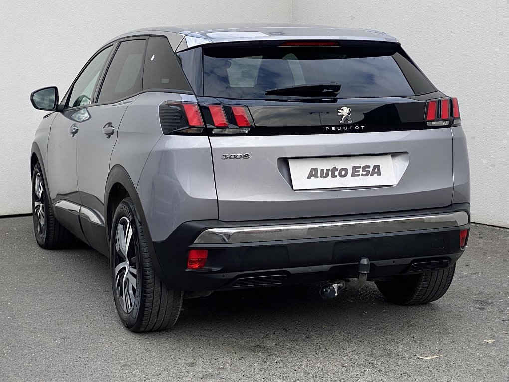 Peugeot 3008 1.2PT Allure