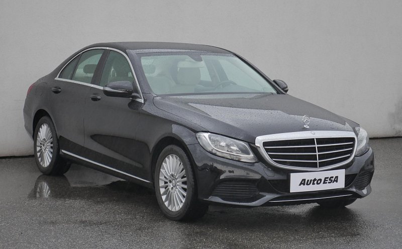 Mercedes-Benz Třída C 1.8i 