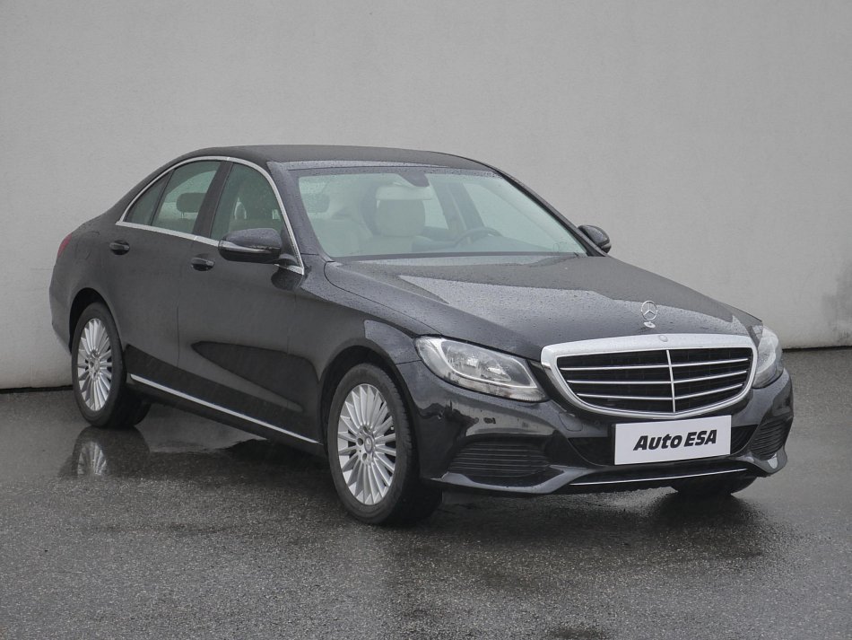 Mercedes-Benz Třída C 1.8i 