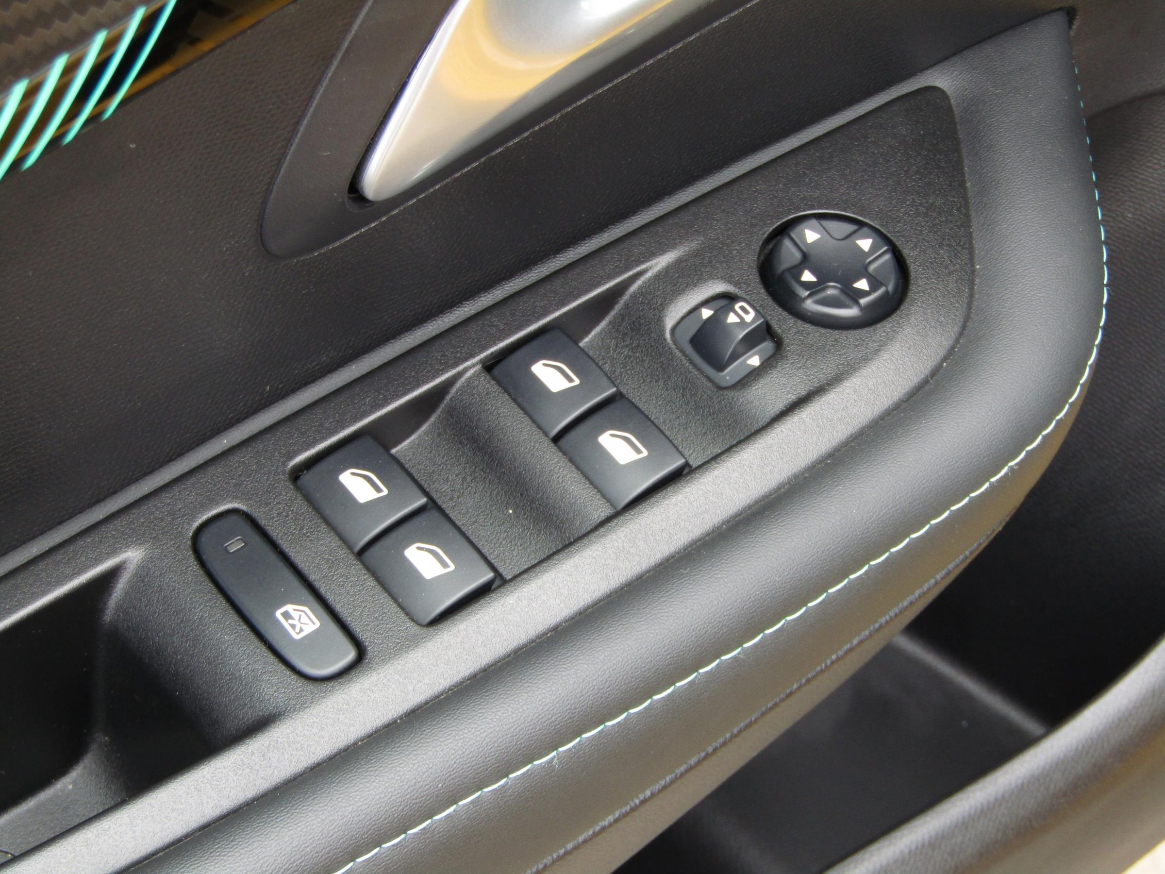 Peugeot 208, 2021 - pohled č. 11