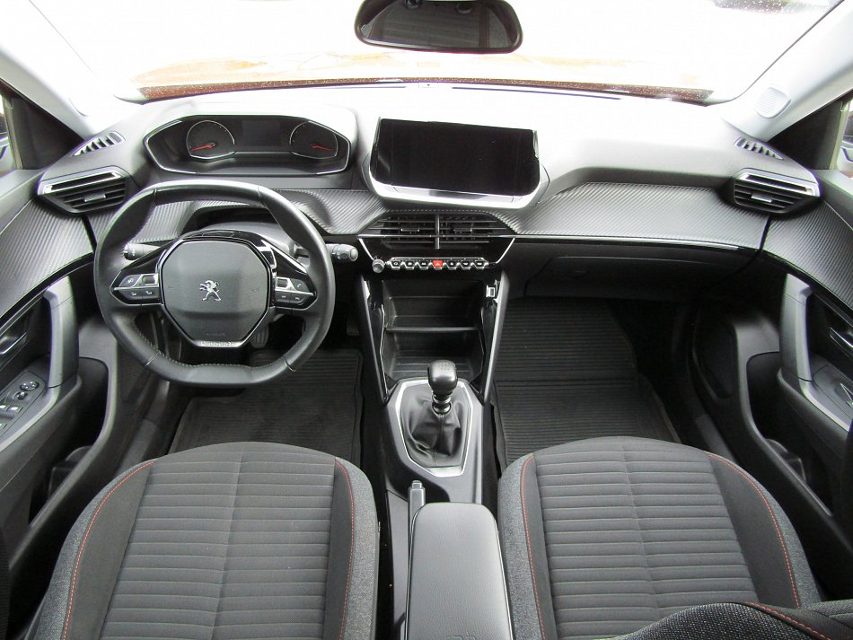 Peugeot 2008 1.2PT 