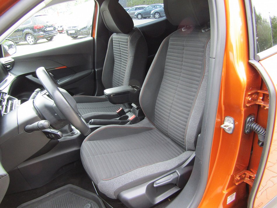 Peugeot 2008 1.2PT 