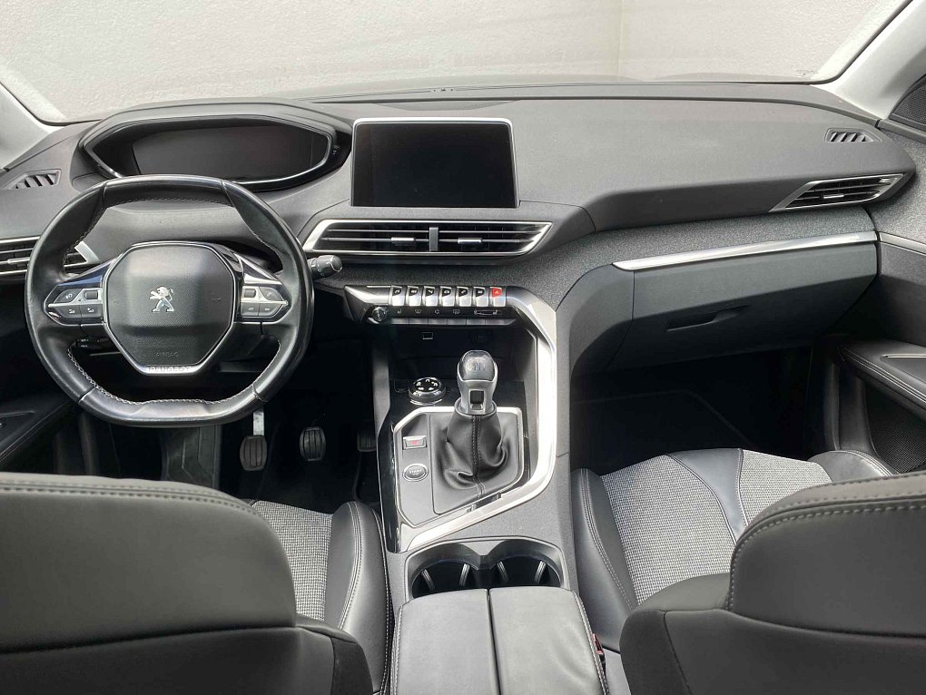 Peugeot 3008 2.0 HDi Allure