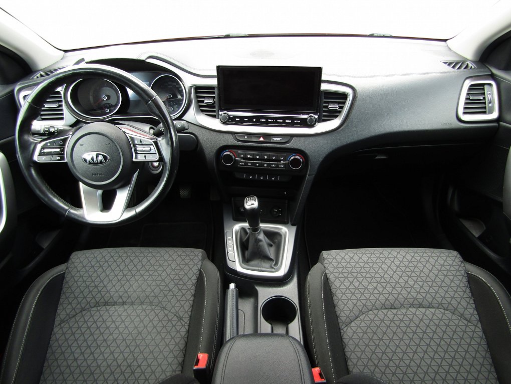 Kia Ceed 1.6 CRDi 