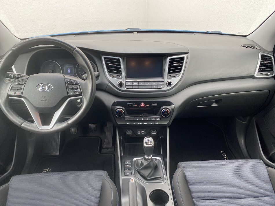 Hyundai Tucson 1.7 CRDi Trikolor 2WD