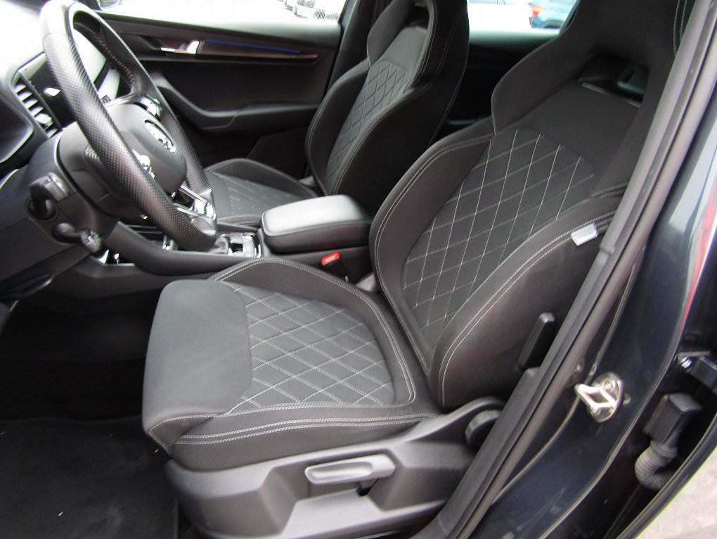 Škoda Karoq 1.5 TSi SportLine
