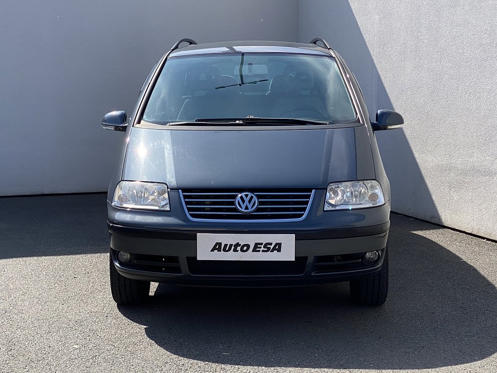 Volkswagen Sharan 2.0i 