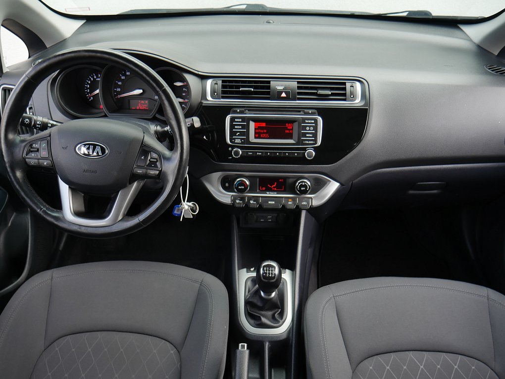 Kia Rio 1.4CVVT 