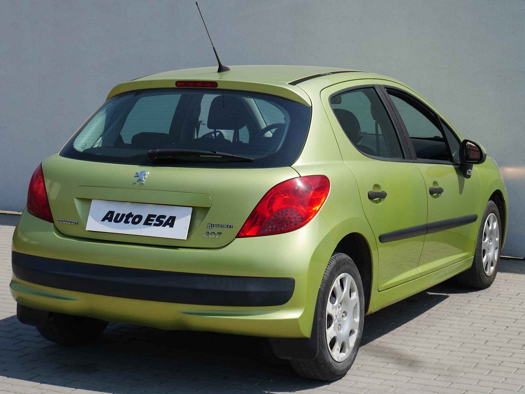 Peugeot 207 1.4i 