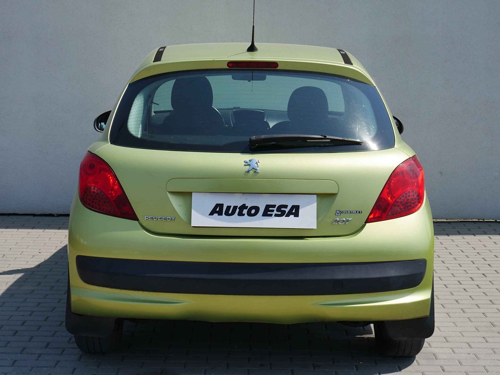 Peugeot 207 1.4i 
