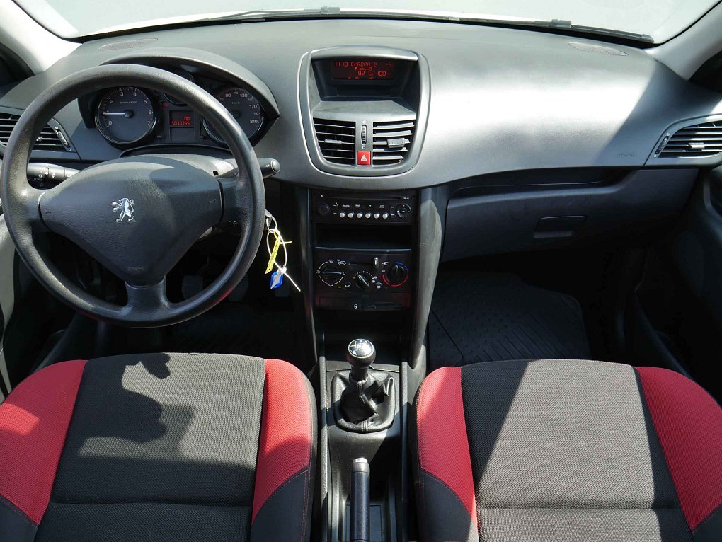 Peugeot 207 1.4i 