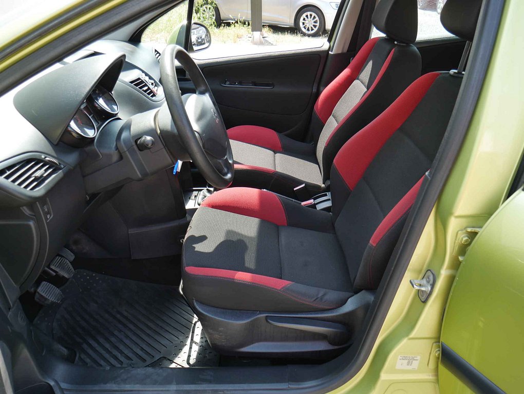 Peugeot 207 1.4i 