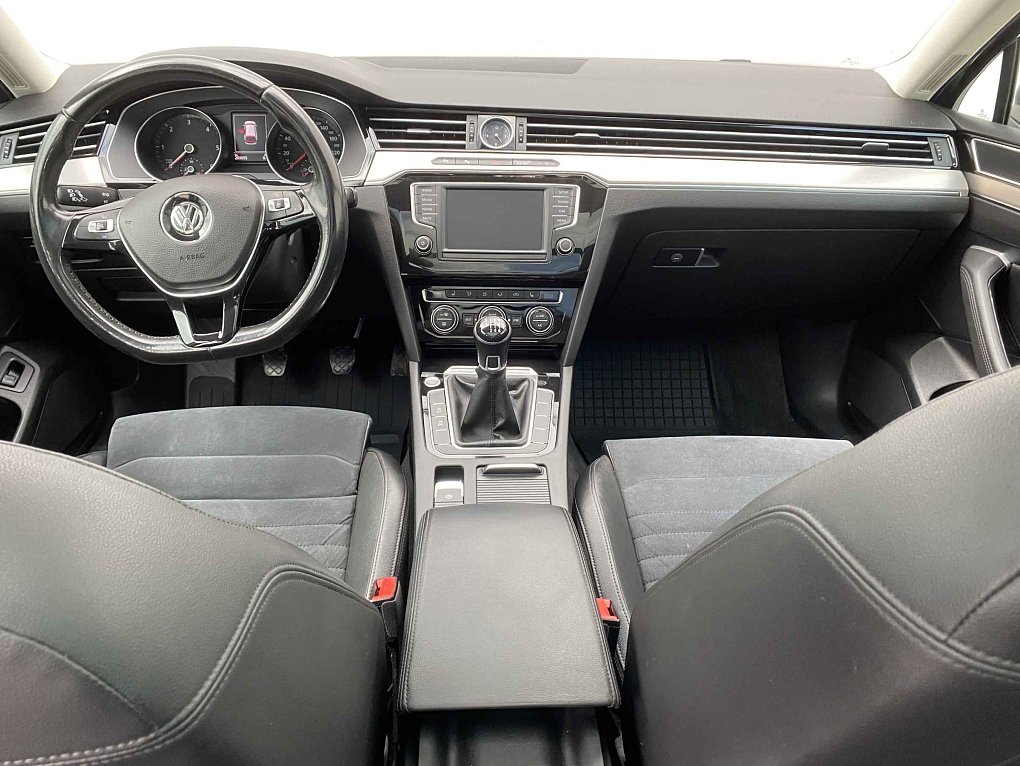 Volkswagen Passat 2.0 TDi 