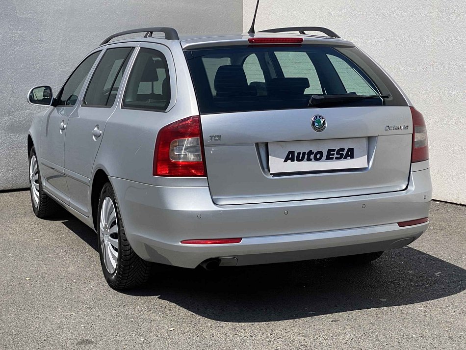 Škoda Octavia II 1.6TDi Ambiente