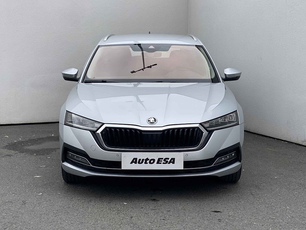 Škoda Octavia IV 1.5 TSi Style